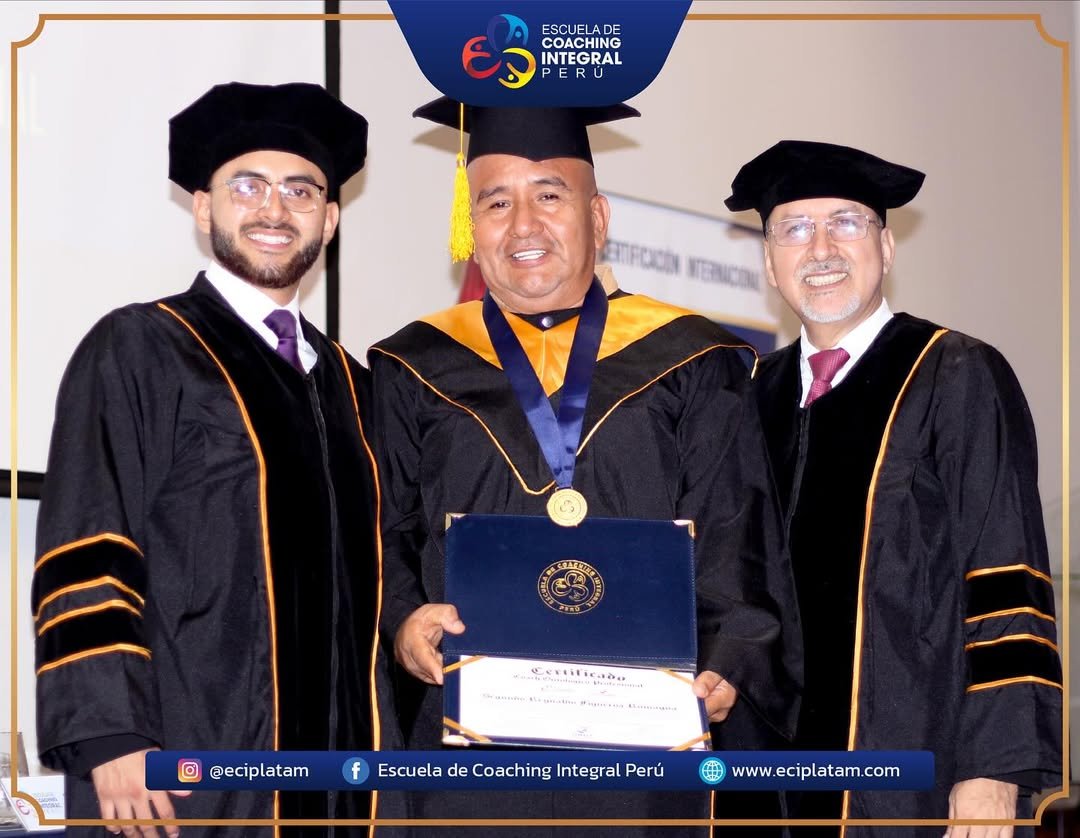 Graduación 2023 - Foto 10